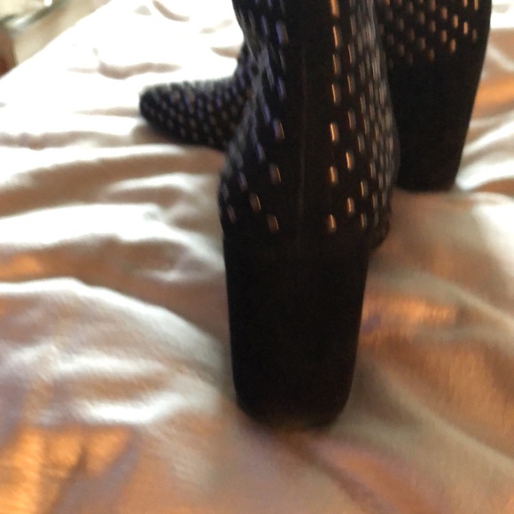 Booties - Picture 4 of 4